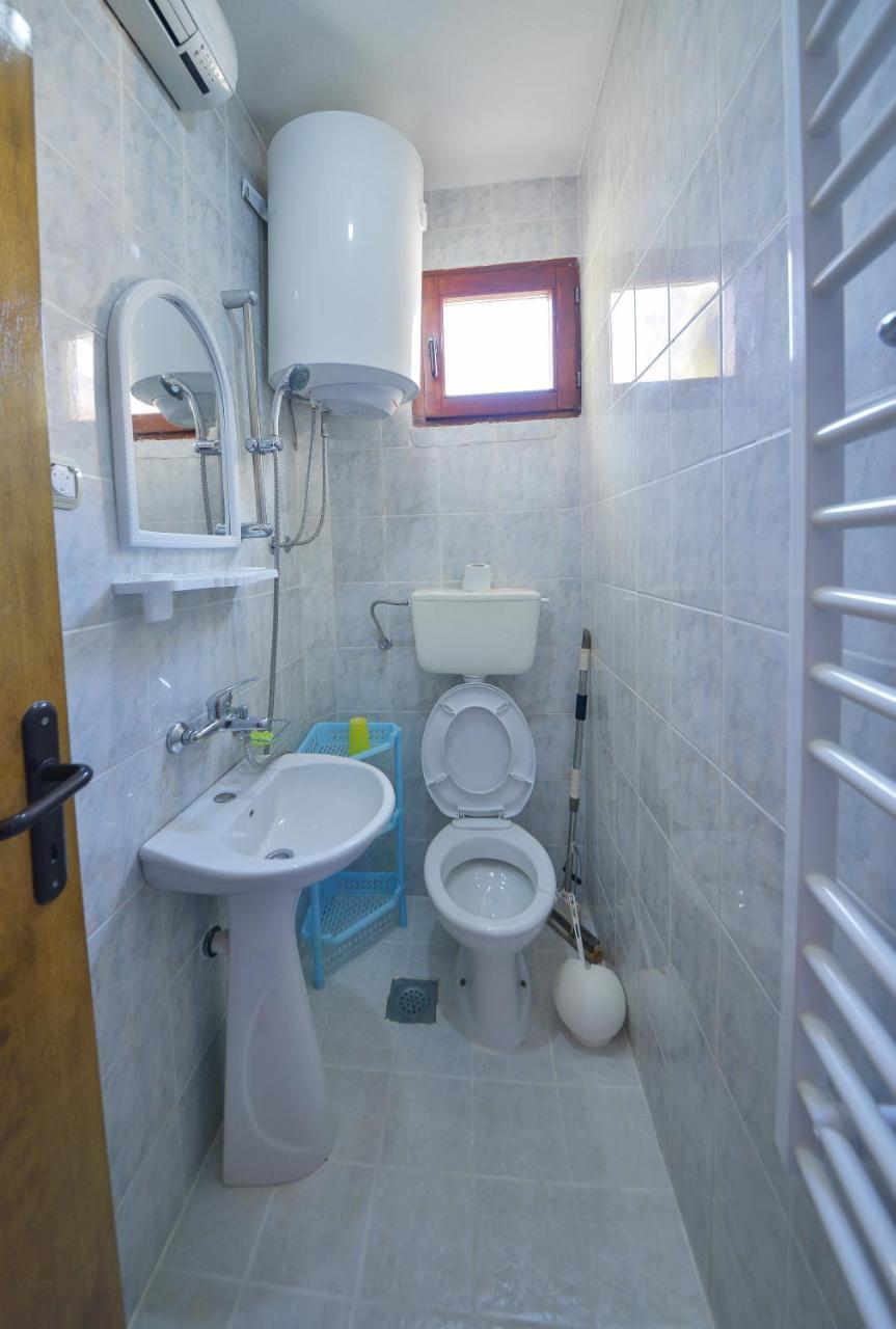 Apartment Maric *